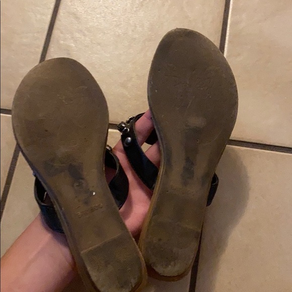 sandals - Picture 4 of 4